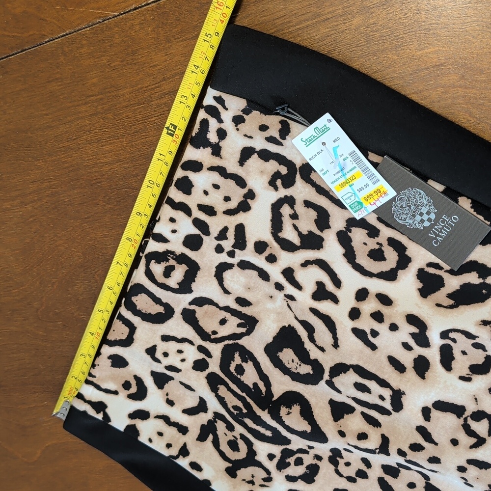 Vince Camuto Animal Print Pencil Skirt Size Medium - Picture 3 of 13